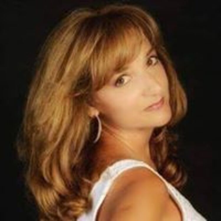 Encarna Perez    