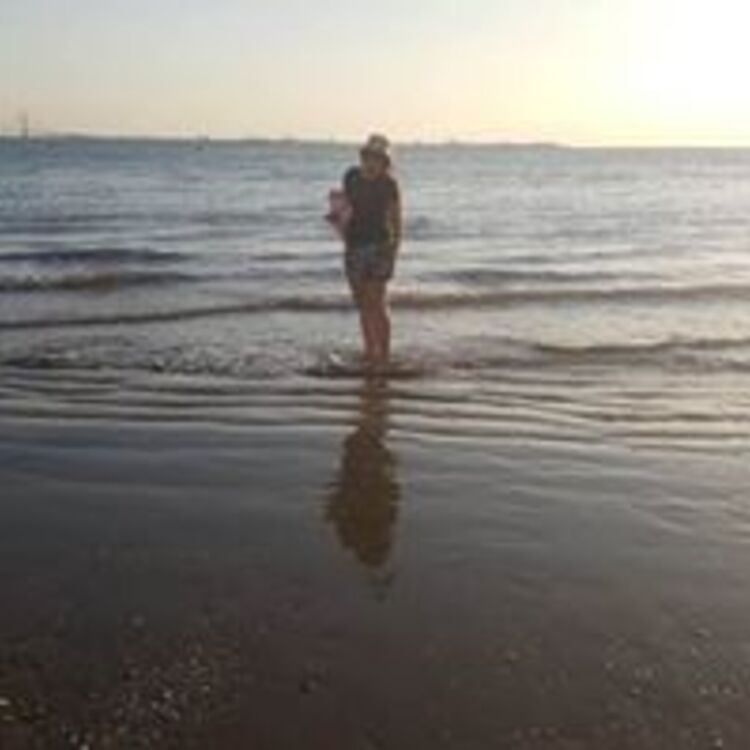 Celia Diaz  