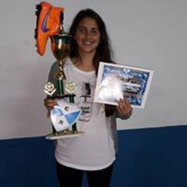 Lauri Esquivel 