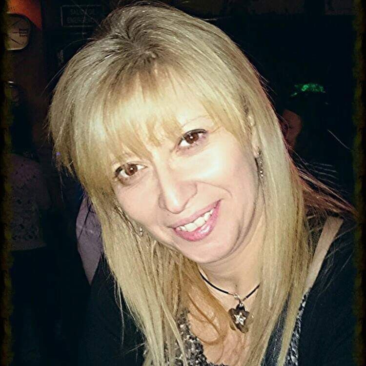 Yoly selvanegra 