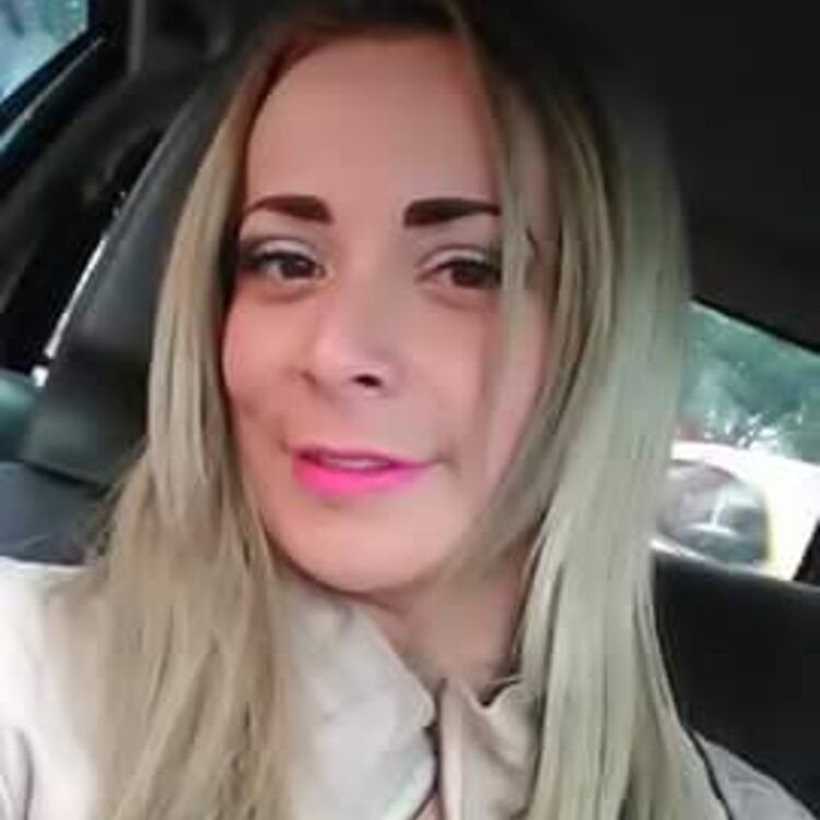 Claudia 