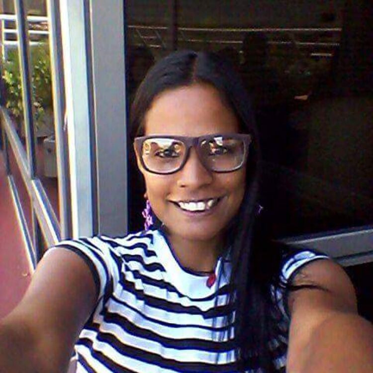 Alejita27  
