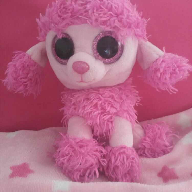 Pinklaura  